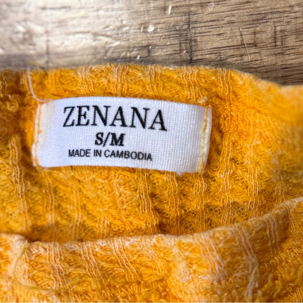 Zenana Waffle Knit High Low Top Size S/M - Picture 4 of 5